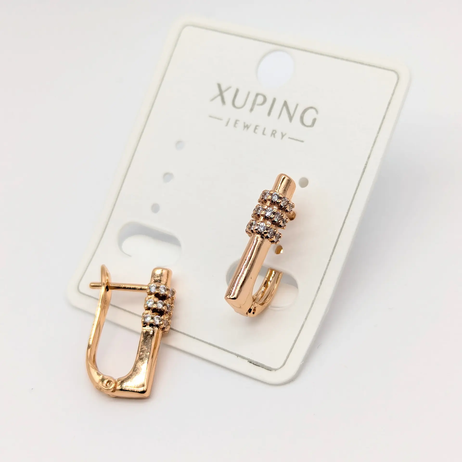 Серьги Xuping 18к «Золотая спираль» с цирконами, 0.5*1.9 см