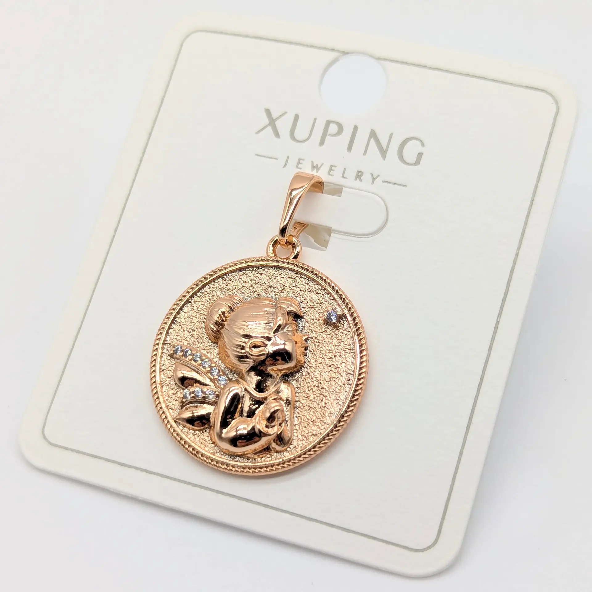 Кулон Xuping 18к «Янголятко Оберіг», діаметр 2.1