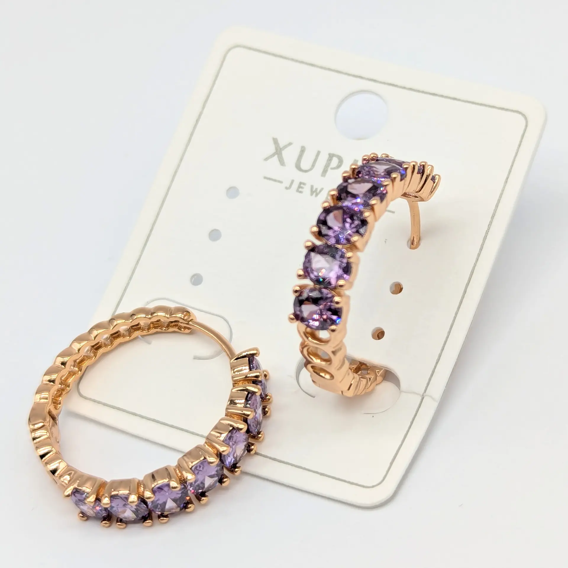 Сережки Xuping 18к «Лавандовий Сяйний Обруч», 0.5*2.3 см