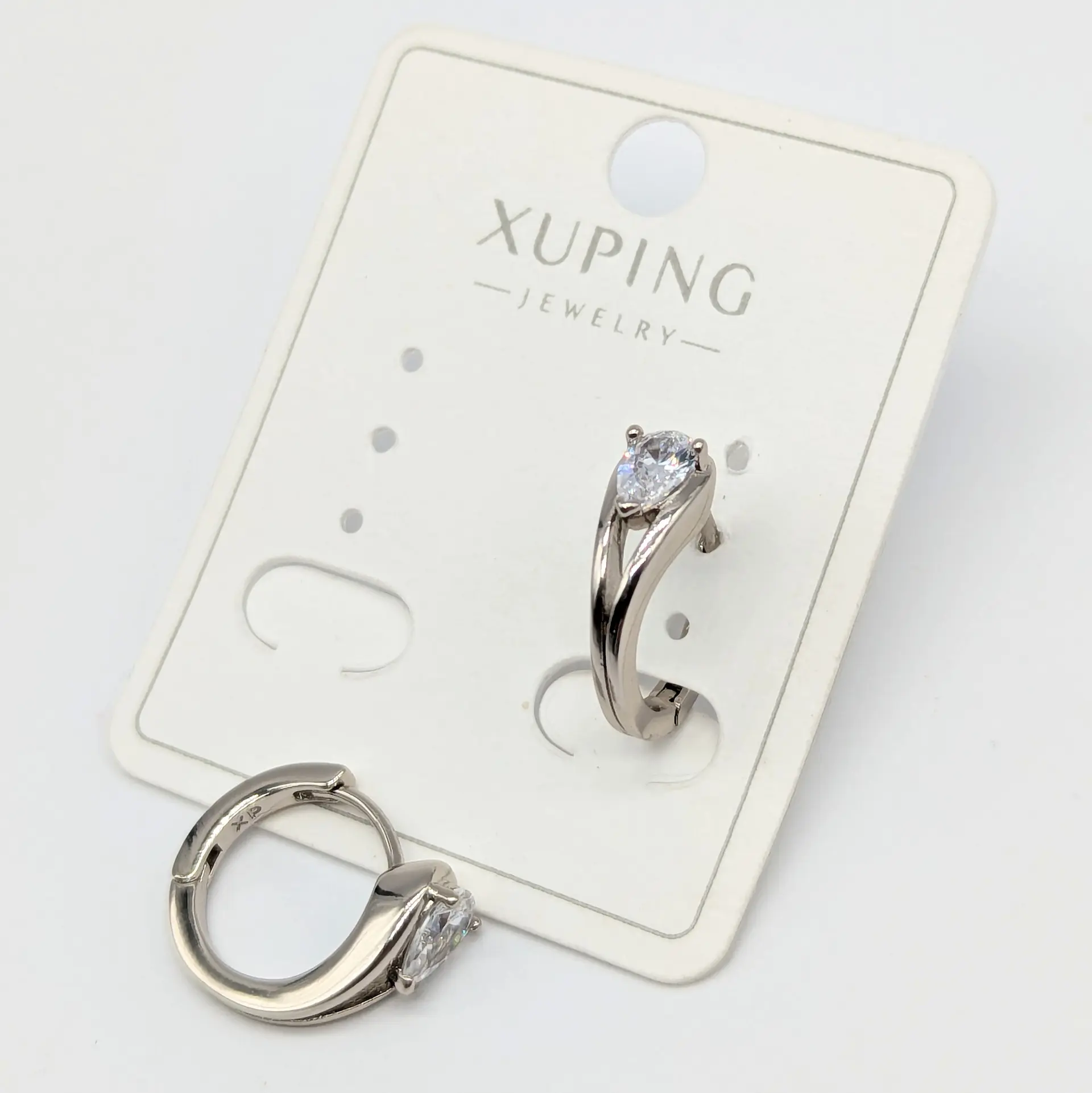 Серьги Xuping серебро «Кристальный Акцент Элеганс», 0.5*1.4 см