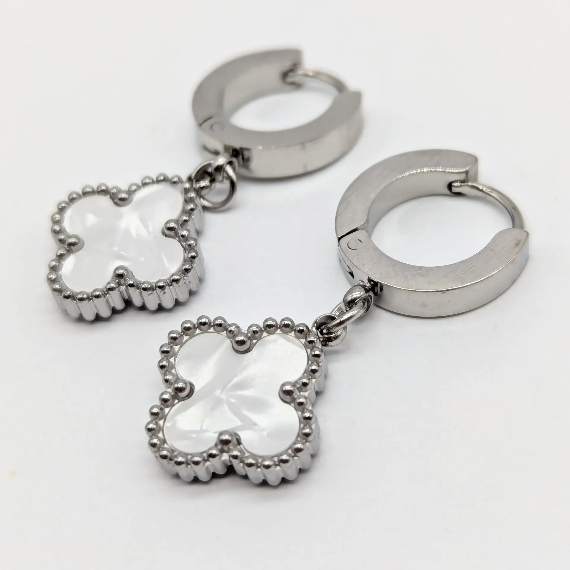 Серьги Stainless Steel «Серебряная Жемчужина», 1.3*3.1 см